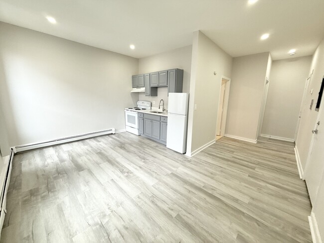 Photo - 9 Ruggles St Condo Unit 4