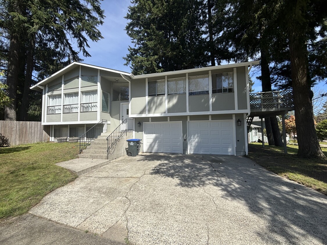 Photo - 2208 NE Ridgewood Dr (Poulsbo, WA)