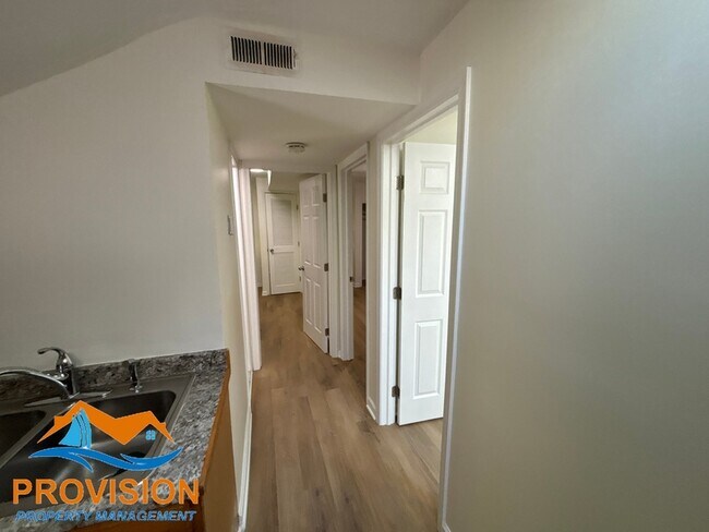 Photo - 173 Browns Woods Rd Unidad 3