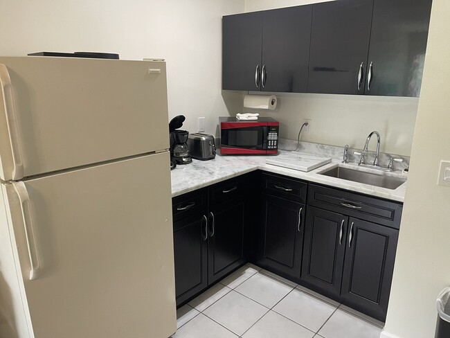 Photo - 1121 SW 22nd Ave Unit 1A