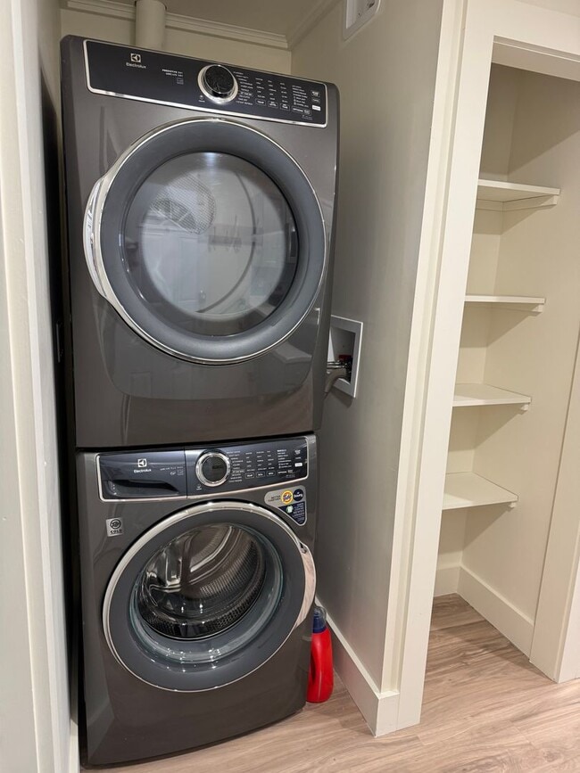 Photo - 85 N Winooski Ave Unit 83