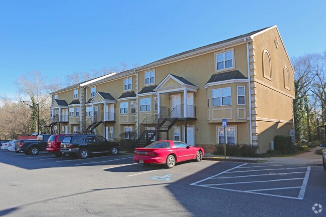 Photo - Whistlebury (Student Housing)