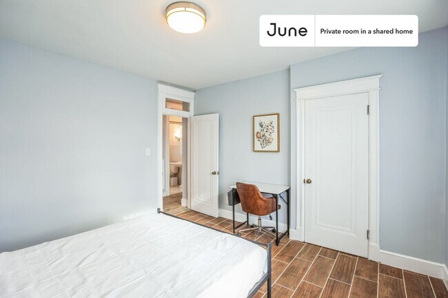 Photo - Room in Shared 7 bed/6 bath home Unidad D