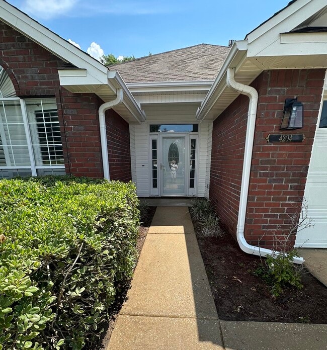 4204 White Tail Cir