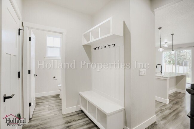 Photo - Spacious 3-Bedroom Home with Bonus Room in Desirable South Hillsboro! - Landscaping Included