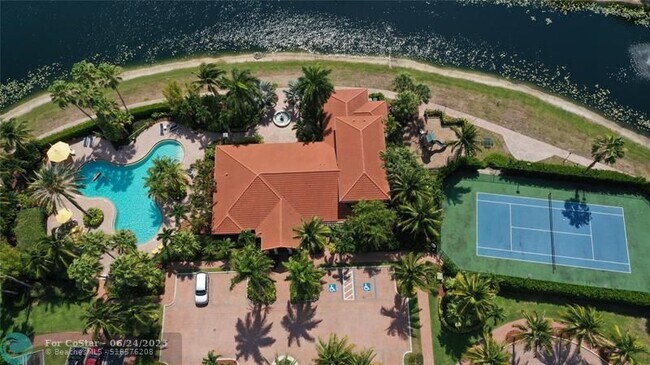 Photo - 15085 Michelangelo Blvd Unidad 201 Rental