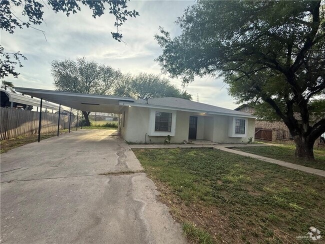 Building Photo - 503 Mazatlan St Rental