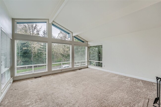 Photo - Amazing Split Level 4 Bedroom Home in Bell...