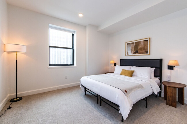 758 North Broadway-SI ID1379069P