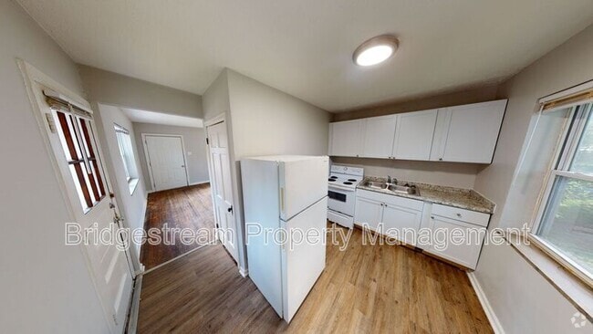 Building Photo - 325 Wallace Dr Rental