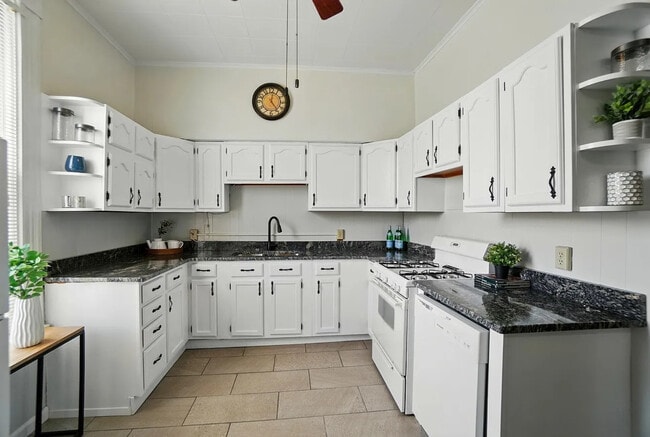 Cocina - 1204 S Fort Thomas Ave Unidad Apt 1