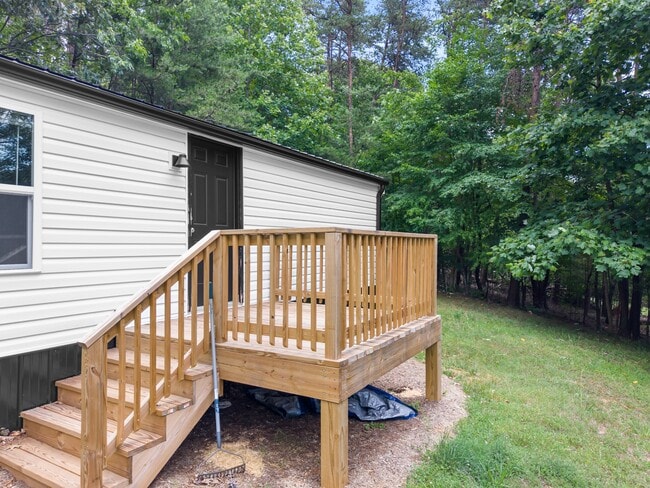 Photo - 206 Primrose Rd