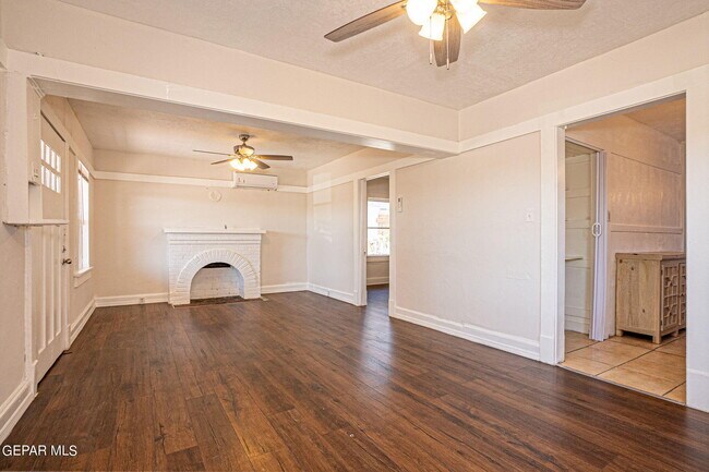 Photo - 3611 Mountain Ave