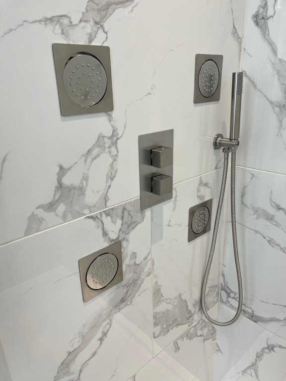 Photo - 440 King St Unité 2