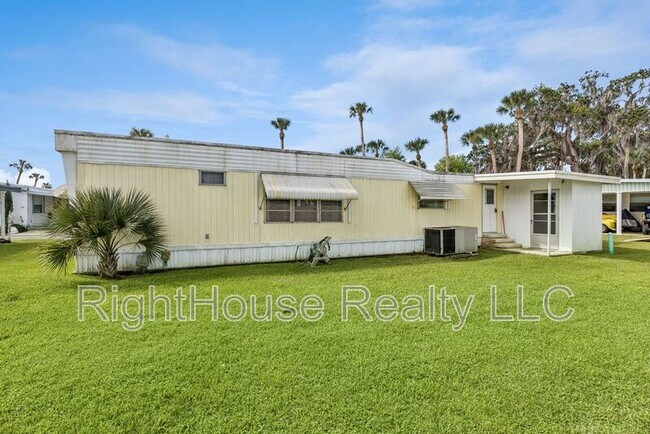 Building Photo - 77 Wildwood Ln