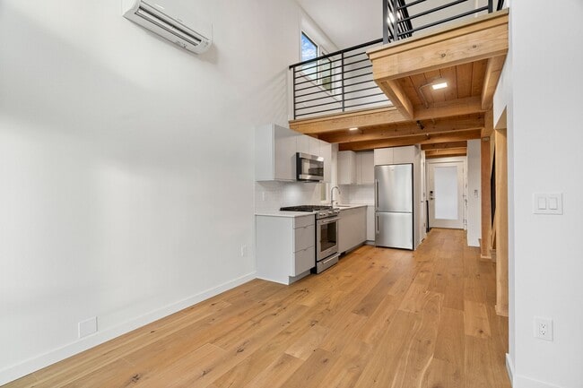 Photo - Eastlake Loft Condominium
