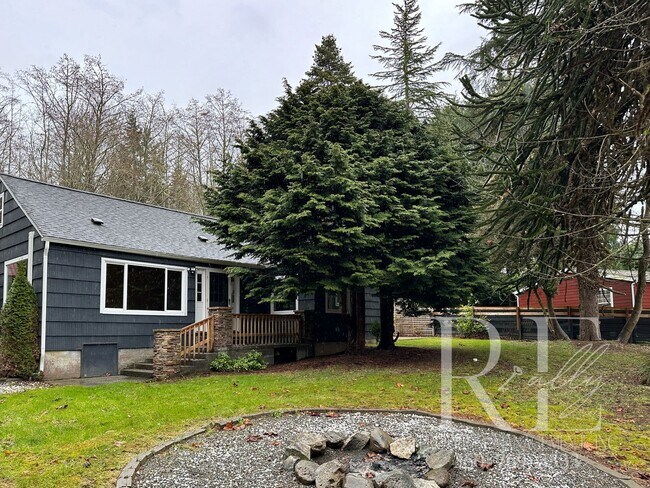 Photo - Cape Cod Style Farmhouse with HUGE Kitchen