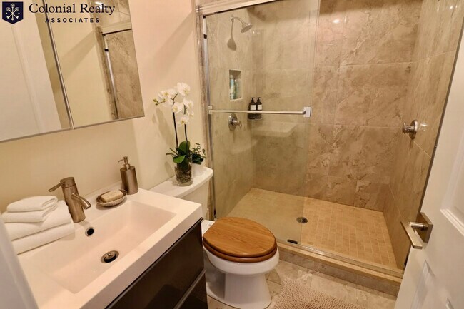 1026 Commonwealth Ave Unit 202