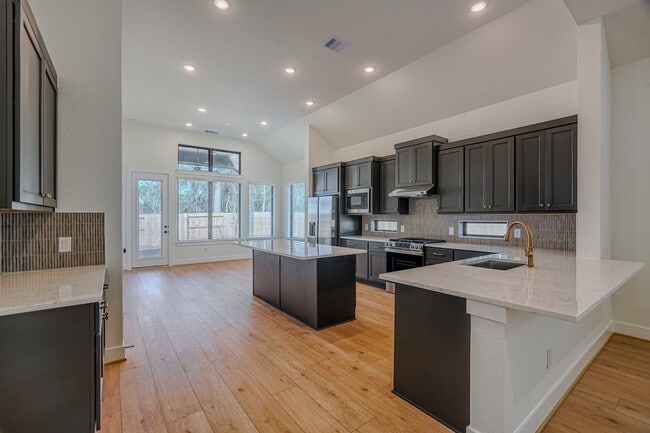 Photo - 564 Tawny Rim Dr