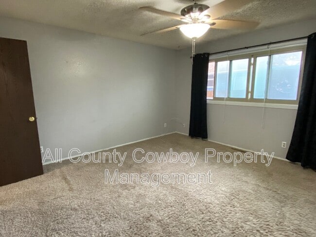 Photo - 1150 N 18th St