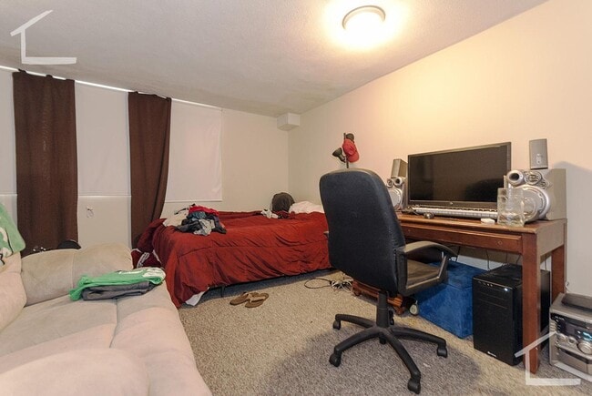 Photo - 143 Glenville Ave