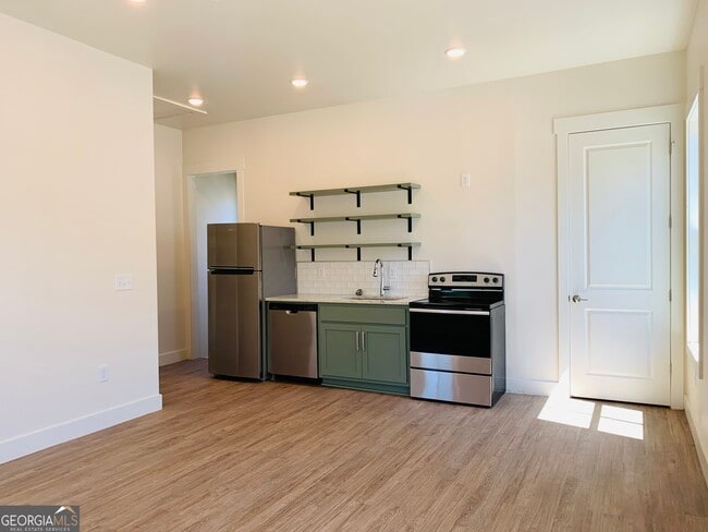 Photo - 713 Jefferson St