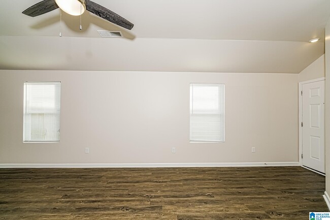 Photo - 148 Jonathan Dr