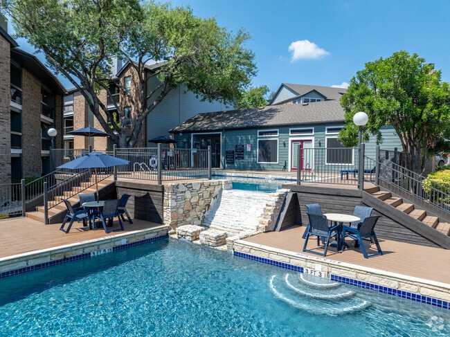 Piscina - Silver Creek Apartments