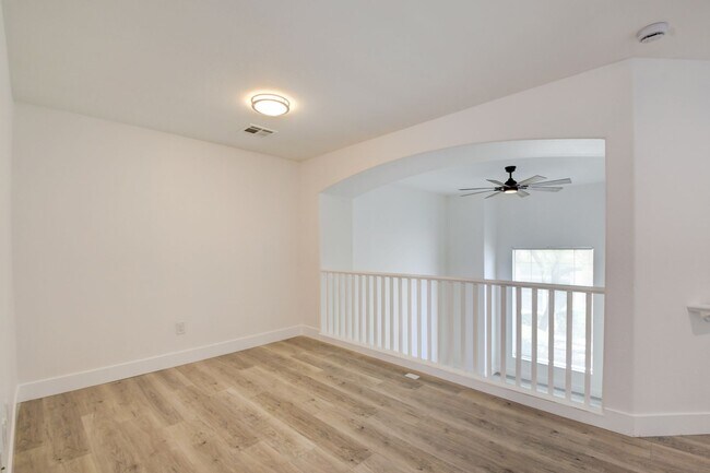 Photo - Gorgeous 3 bedroom 2.5 bathroom Townhome conveniently located in the heart of Henderson. Unit 328 MALI HEIGHTS COURT