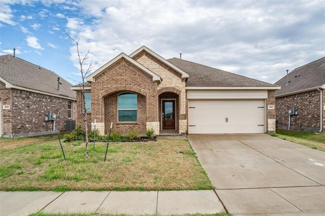 Photo - 1220 Mahogany Ln