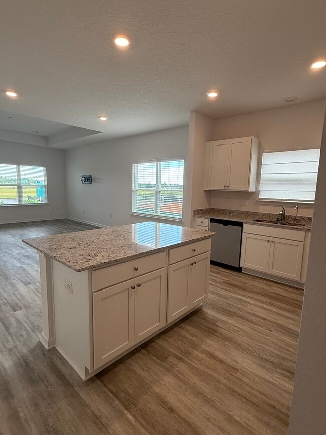 Photo - 96 Sweetthorn St