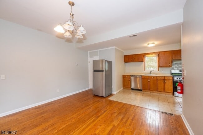 Photo - 99 Chesapeake Ave