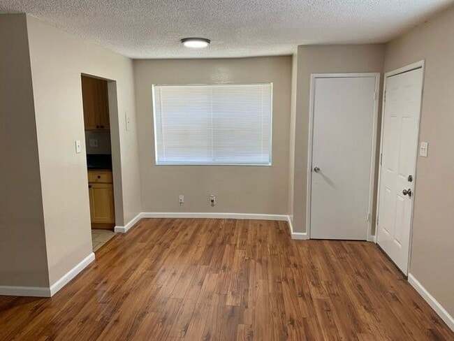 Photo - 2 Bedroom 1 Bathroom Condo in Antioch - AVAILABLE NOW !! Unit APT 4