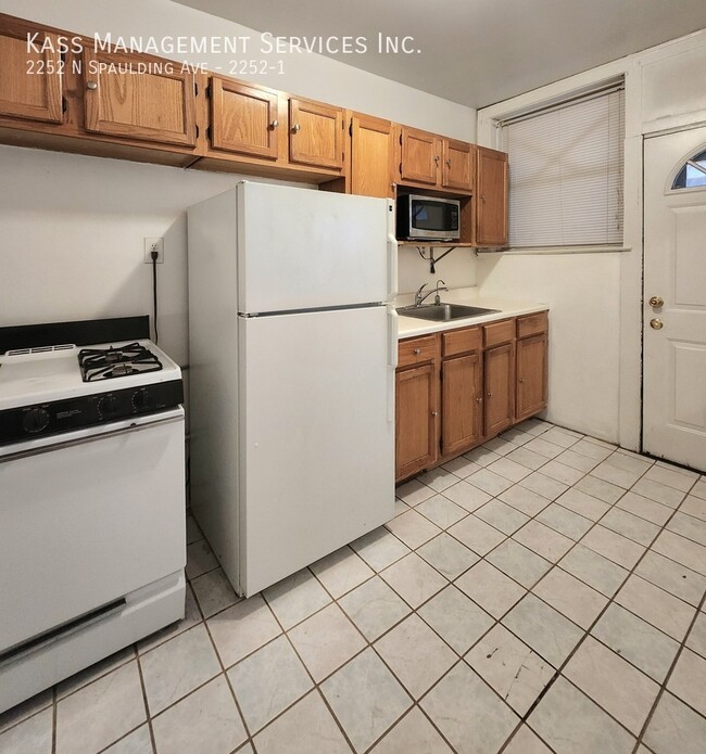 Photo - 2252 N Spaulding Ave Unit 2252-1