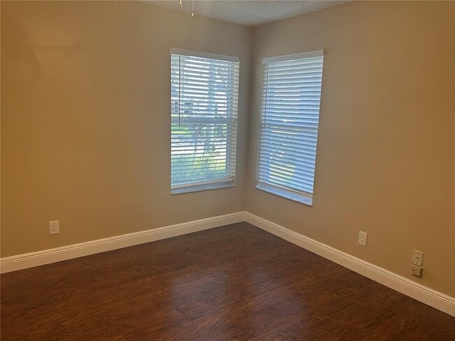 Photo - 2939 Myrtle Oak Cir