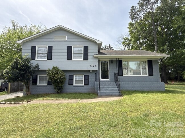 Building Photo - 7124 Starvalley Dr