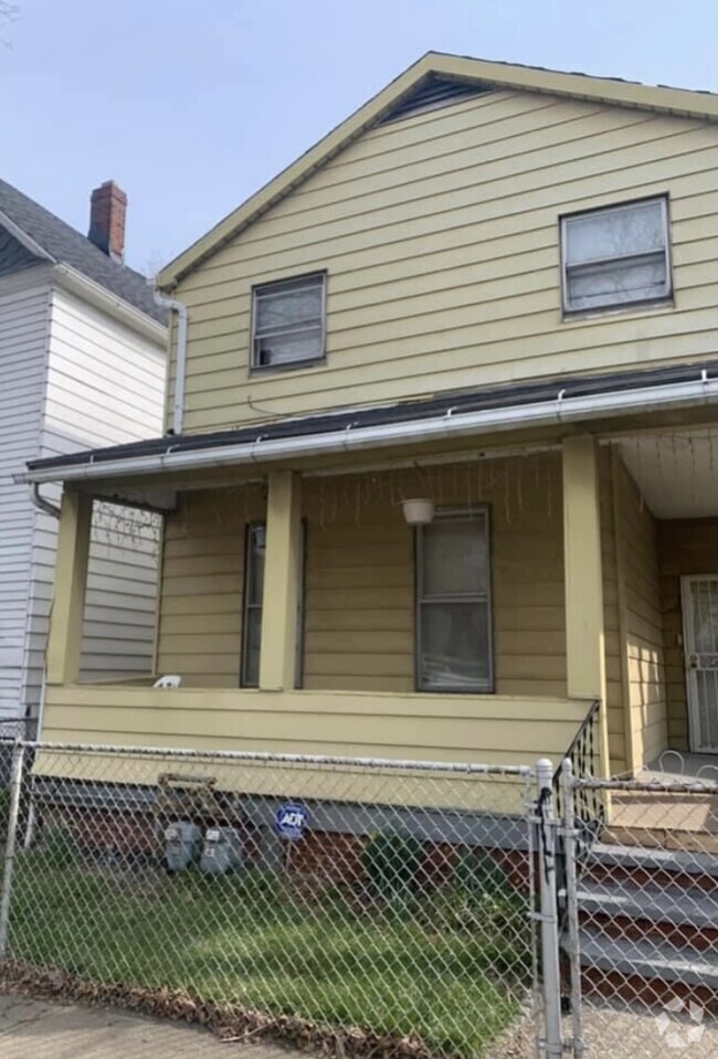 Building Photo - 1069 E 66th St Rental