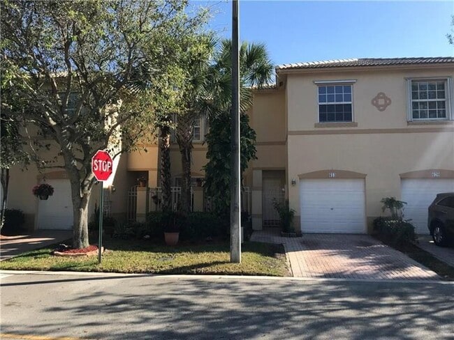 Building Photo - 614 NW 170th Terrace Rental