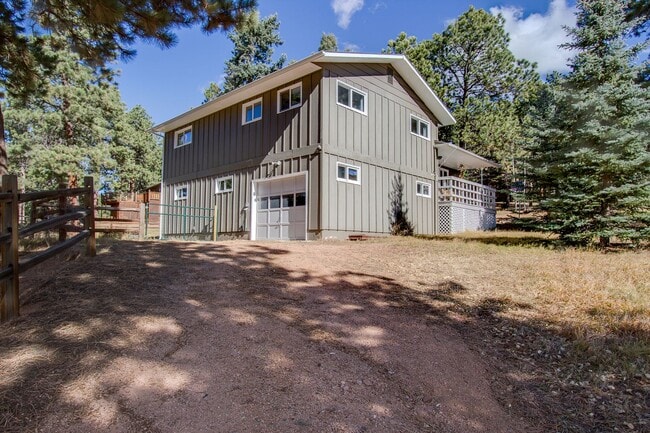Photo - 1040 Forest Hill Rd