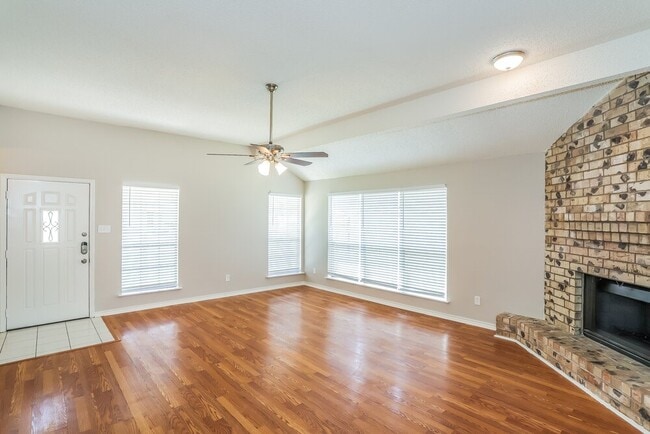 Photo - 10911 Kirkbud Ln