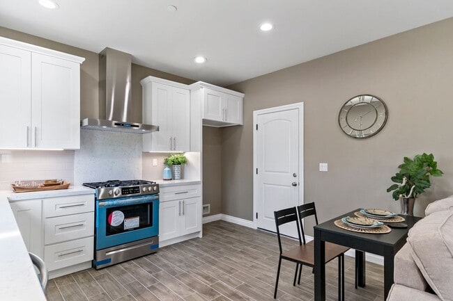 Photo - 14095 Edwards St
