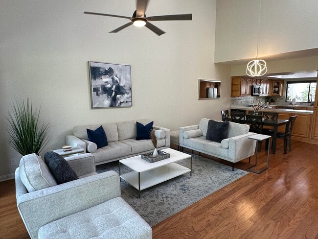 Photo - 166 Wimbledon Ct