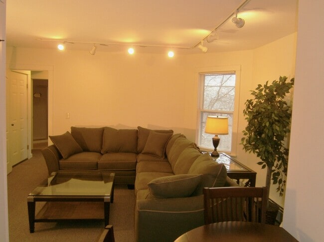 Photo - 103 Highland Pl