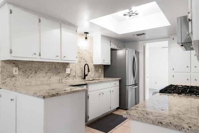 Photo - 2624 Barton Hills Dr