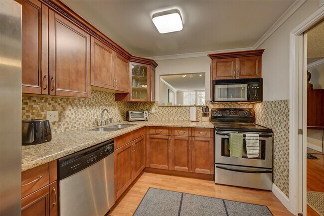 Photo - 823 Cypress Blvd Unit 201