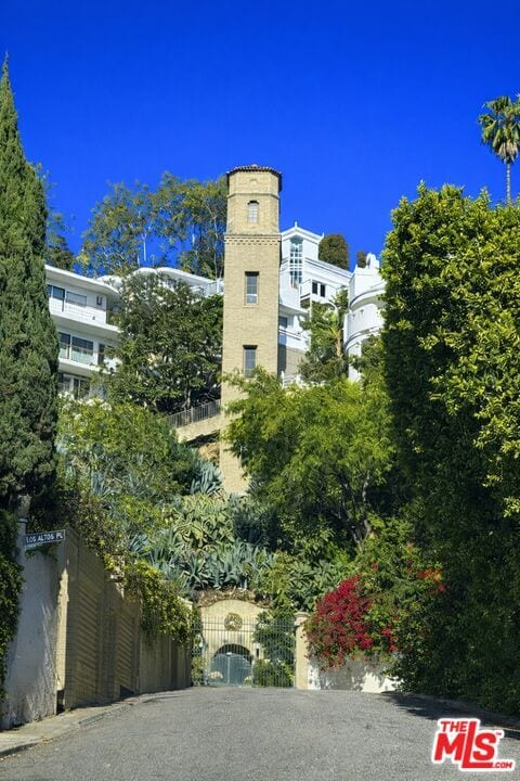 Photo - 6881 Yeager Pl