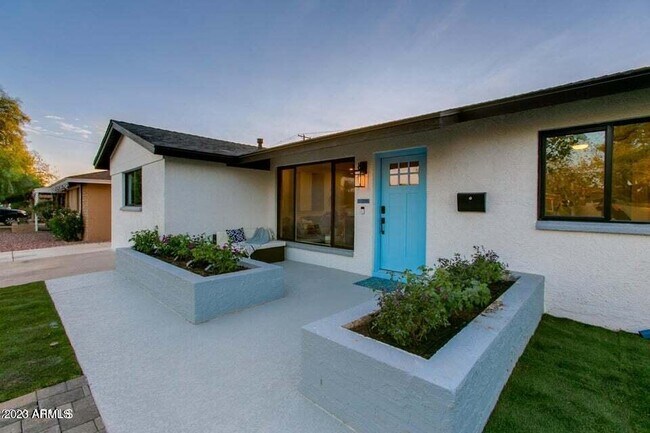 Photo - 2246 N 82nd St