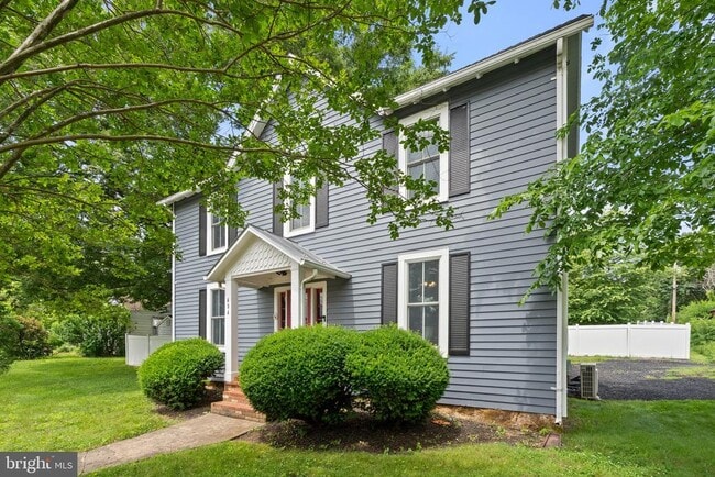 Photo - 404 N Franklin St