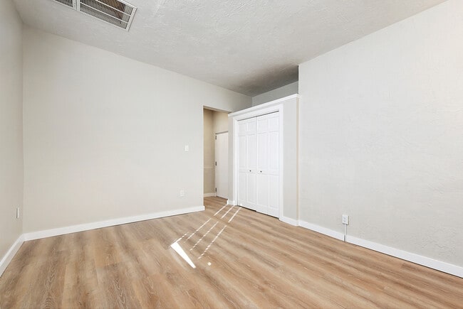 Photo - 416 Bailey Ave