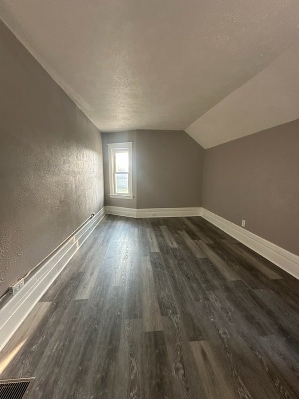 Photo - 1160 Sanford St